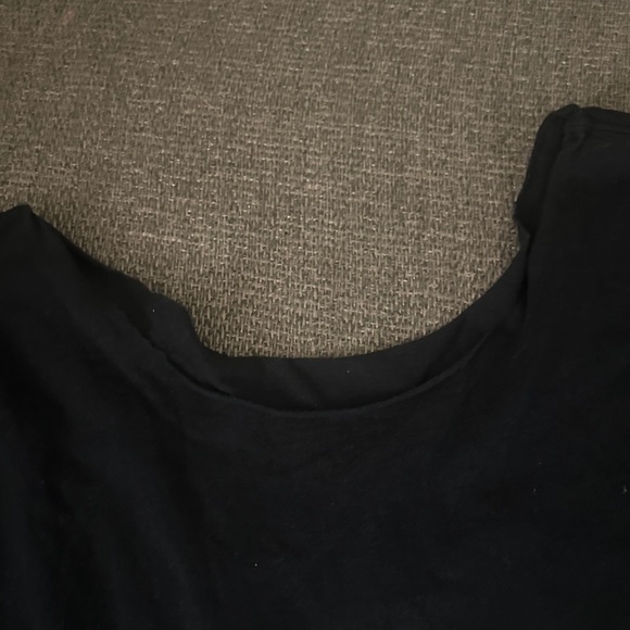 Black Skull Graphic Tee - Picture 3 of 3